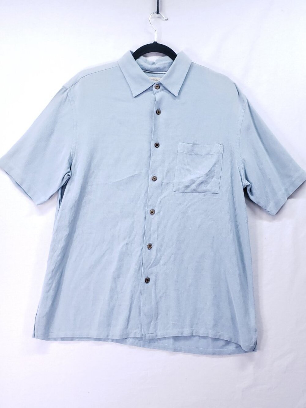 ISLAND REPUBLIC Shirt Mens Size L Light Blue 100% Silk Short Sleeve Button down